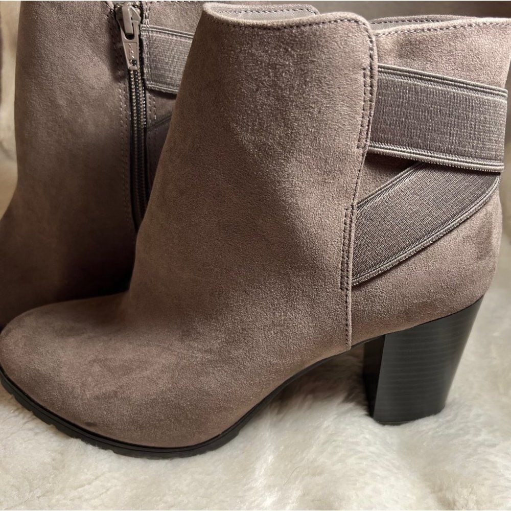A New Day Faux Suede Heeled Ankle Booties Taupe Size 8.5 (Orig.‎ $49)